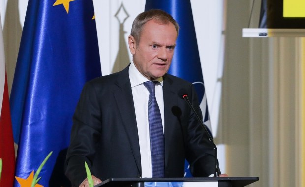Tusk: Prąd w polskich miastach droższy nawet o kilkaset procent