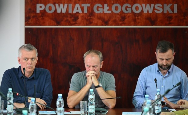 Tusk: Stworzymy mapę zaniedbań powodziowych 