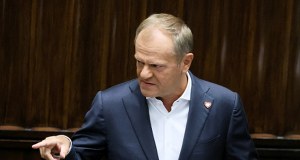 Tusk: To była największa ulewa w historii. Sejm debatuje nad powodzią w Polsce