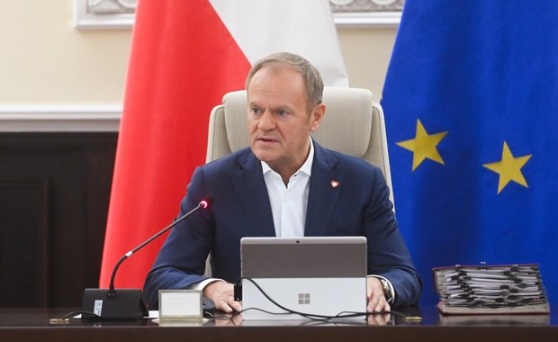 Tusk: Zamrażamy ceny energii na 9 miesięcy