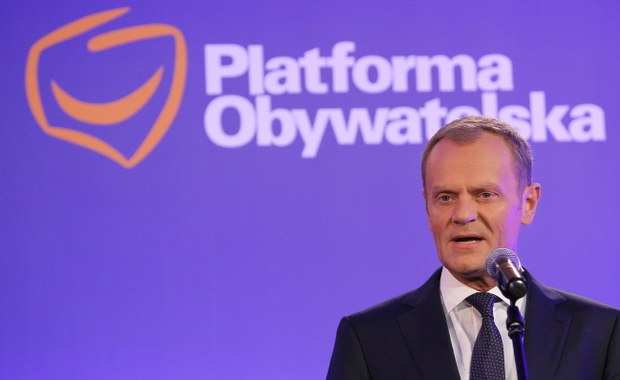 Tuska poparło niecałe 38 proc. członków jego własnej partii