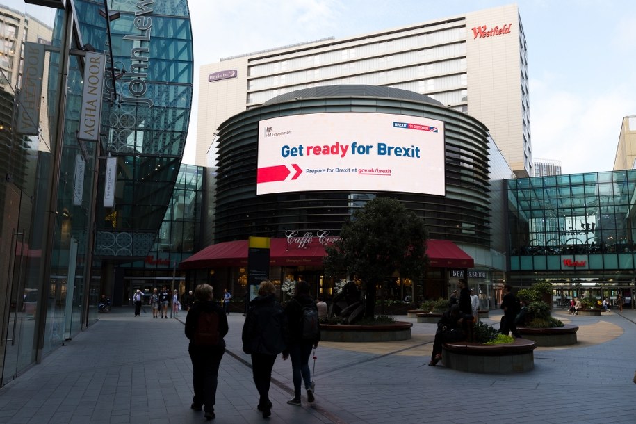 Twardy brexit może sprowadzić wiele kłopotów na mieszkańców Wysp /VICKIE FLORES /PAP/EPA