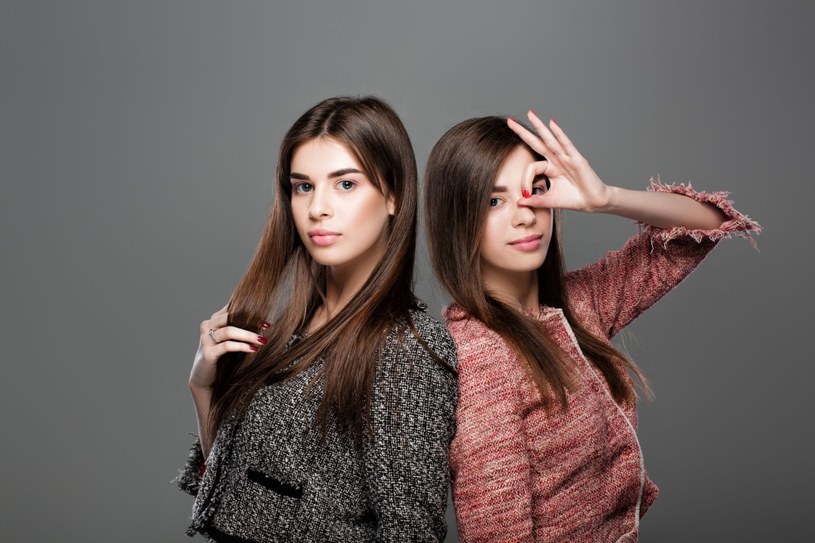 Tweed wraca na wybiegi! /123RF/PICSEL