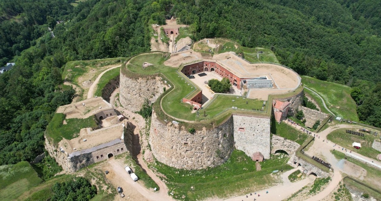 Twierdza Srebrna Góra może trafić na Listę Światowego Dziedzictwa UNESCO /ANDRZEJ ZBRANIECKI /East News