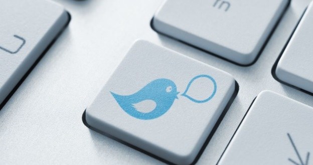 Twitter kontynuuje swoją nienachalną politykę reklamową /123RF/PICSEL