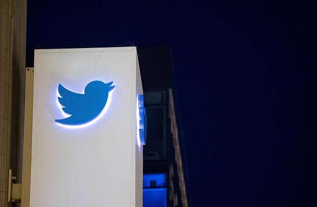 Twitter nie pozwala na inwigilację swoich klientów... /AFP