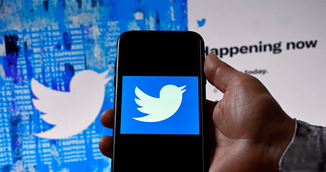 Twitter reklamuje wśród polskich użytkowników płatny model subskrypcyjny - Twitter Blue. / 	OLIVIER DOULIERY  /AFP