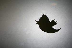 Twitter wypowiada wojnę Facebookowi