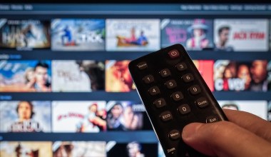 Twój znak zodiaku zdradza, jaki serial obejrzeć. Spodoba ci się na 99 procent