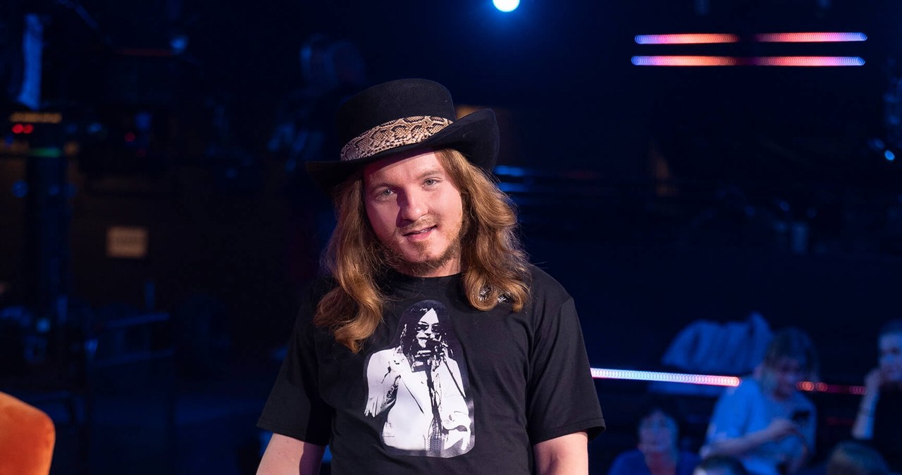 "Twoja Twarz Brzmi Znajomo". Jakub Gąsowski jako Ronnie Van Zant z Lunyrd Skynyrd /materiały prasowe