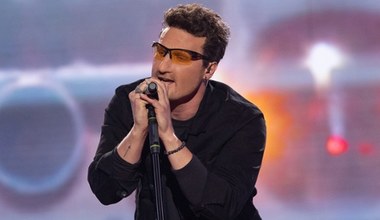 Twoja Twarz Brzmi Znajomo: Karol Dziuba z przebojem U2 „Beautiful Day”. Jest znakomity!