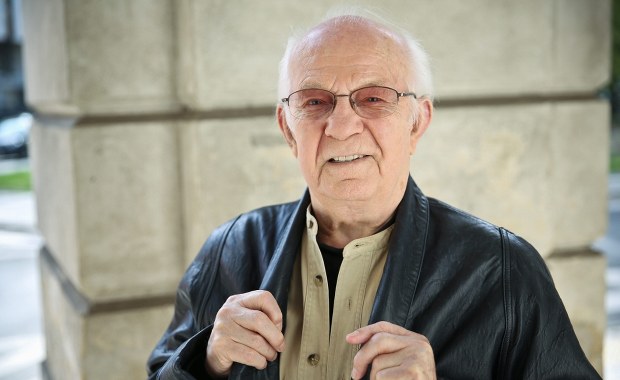 Twórca "Nocy i dni" trafił do szpitala. Jego syn informuje o upadku 