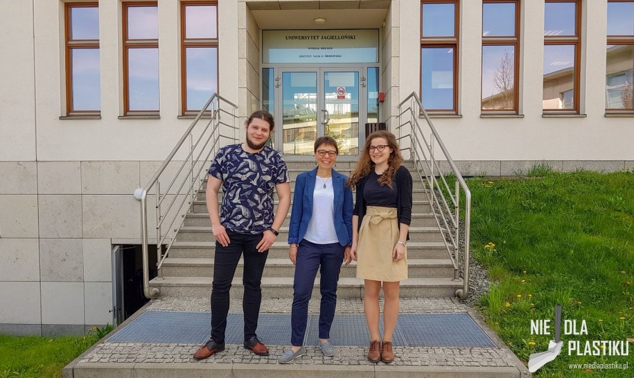 Twórcy akcji "Nie! Dla plastiku" /Przemysław Błaszczyk /RMF MAXX