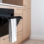 kuchnia Ty też suszysz ściereczki na drzwiczkach piekarnika? Jest o wiele lepszy sposób