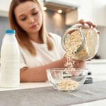 Tych płatków owsianych lepiej unikaj. Wcale nie są tak zdrowe, jak mogłoby się wydawać 