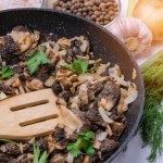 Tych przypraw nie dodawaj do grzybów. Zniszczą cały smak