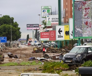 Tydzień od powodzi w Walencji. Madryt wesprze poszkodowany region 