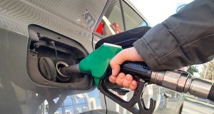 Tyle będą kosztować paliwa w majówkę. Nie ma dobrych wieści