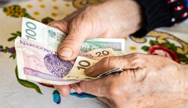 Tyle gotówki lepiej trzymać w domu. Bank centralny wskazał