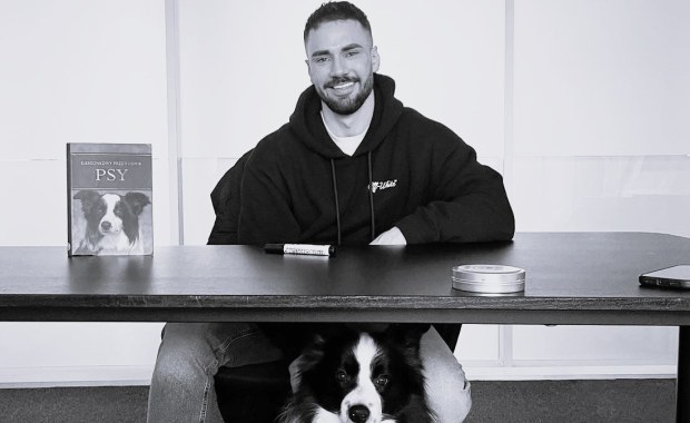 "Tyle łez zamienił w radość". Politycy żegnają Łukasza Litewkę