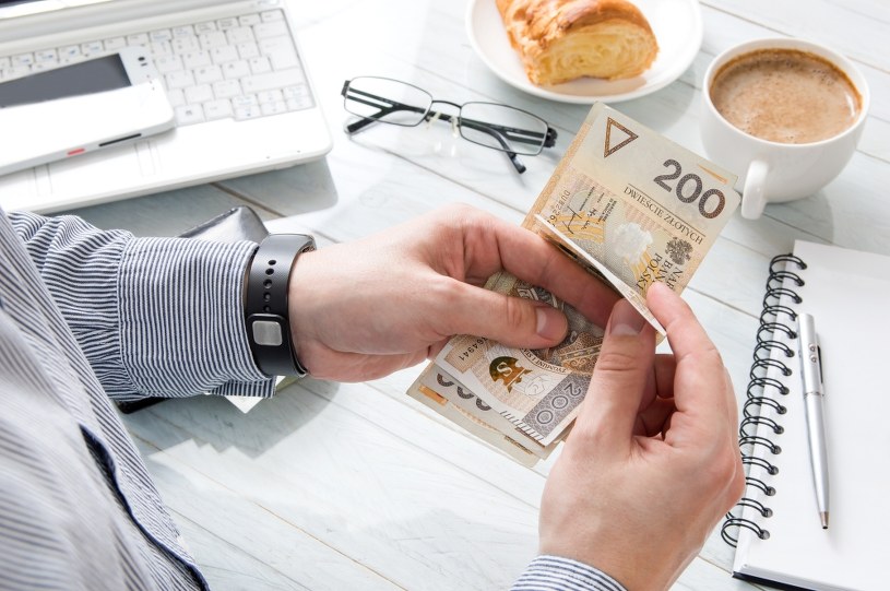 Tyle trzeba zarabiać, by zaliczać się do klasy średniej. Jesteś w tej grupie?