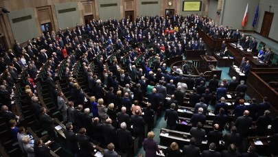 Tyle zapłacili za przejazd prywatnymi autami. Kto w pierwszej "10" posłów?