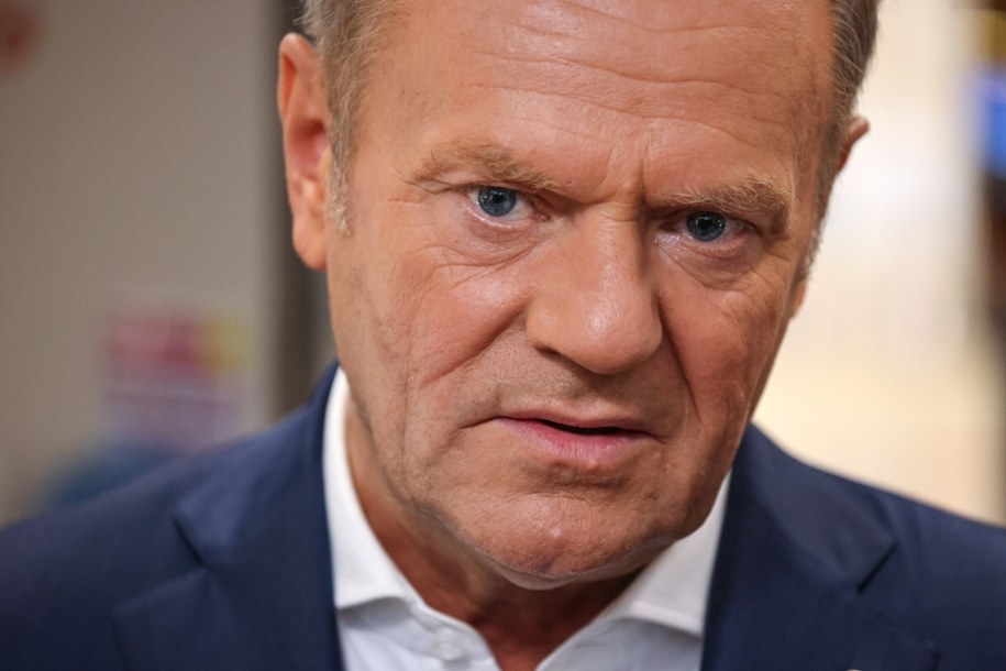 Tylko 12,2 proc. ankietowanych chciałoby, aby Tusk pozostał na stanowisku premiera po wyborach w 2027 roku. /Albert Zawada /PAP