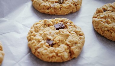 Tylko 5 składników i nie potrzebujesz miksera. Ciasteczka zrobisz w kilka minut