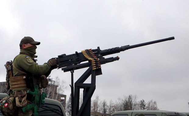 Tylko amunicja czy także rakiety dla Ukrainy? Spór w UE