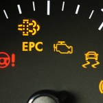 DPF Tylko jedna kontrolka działa w ten sposób. Gdy się zapali, trzeba jechać dalej
