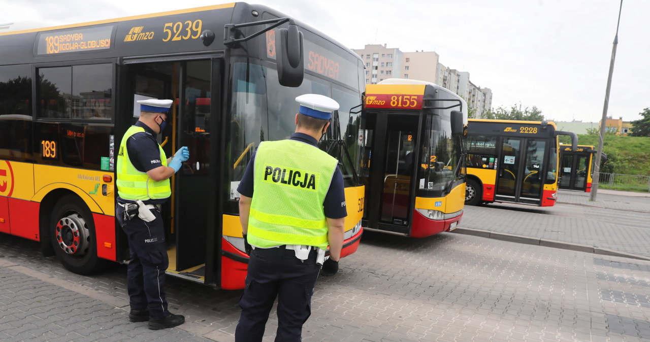 Tylko policja ma prawo do kontrolowania trzeźwości / 	Tomasz Gzell    /PAP