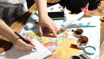 Tylko trzy osoby na świecie podróżują bez paszportu. Czy wiesz, kim są?