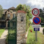 Tylko w RMF FM: Polski rząd kupi dom Skłodowskiej-Curie dopiero jesienią