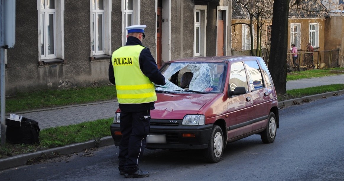 Tym Daewoo Tico jechał sprawca wypadka /Policja