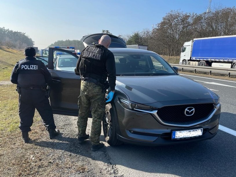 Tym razem kierowca nie uciekał i auto w całości wróci do Niemiec /Informacja prasowa