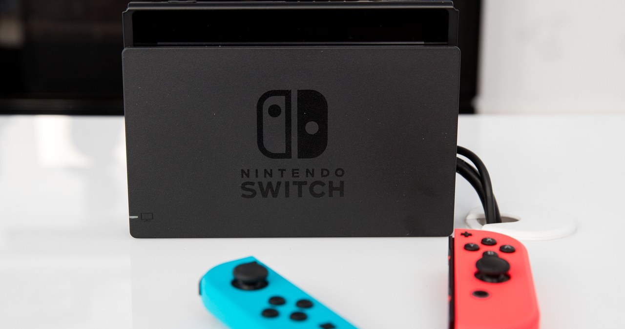 Tym razem Nintendo  się nie pomyliło - konsola Switch zachwyca miliony osób na świecie /AFP