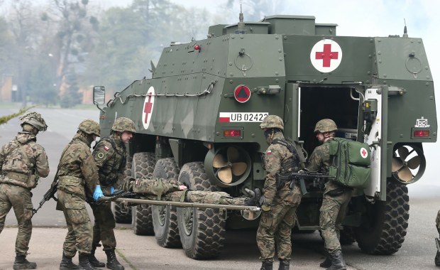 Tysiąc Rosomaków i nie tylko. Kosiniak-Kamysz w Karpaczu o zakupach dla armii