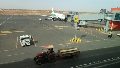 Tysiąc ton koncentratu tlenku uranu i rosyjscy najemnicy. Atak na lotnisko