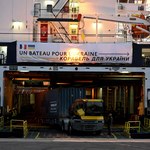 Tysiąc ton pomocy dla Ukrainy. Z Marsylii wypłynął statek