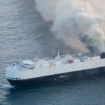 Tysiące aut nie trafi do właścicieli. Zostały porzucone na środku oceanu