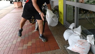 Tysiące ewakuowanych. Do wybrzeży Australii zbliża się potężny cyklon