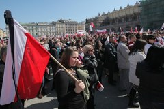 Tysiące ludzi na krakowskim Rynku
