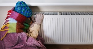 Tysiące mieszkańców bez wody i ciepła. Mrozy sparaliżowały Polskę