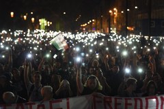 Tysiące osób w Budapeszcie na wiecu poparcia dla uczelni Sorosa