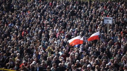 Tysiące pielgrzymów w Krakowie. Co czeka uczestników Święta Miłosierdzia?