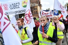Tysiące pracowników budżetówki na ulicach Warszawy. Żądają podwyżek
