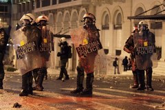 Tysiące protestujących na ulicach Aten. Nie zgadzają się na budżetowe cięcia