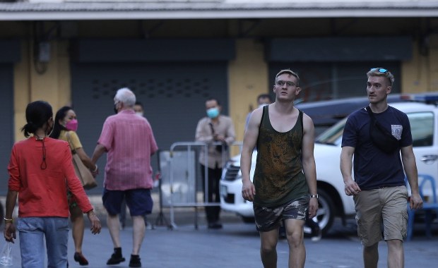 Tysiące Rosjan utknęło w Tajlandii. Przez wojnę nie mogą wrócić do domu