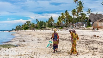 Tysiące turystów na Zanzibarze. Rząd Tanzanii neguje Covid-19