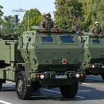Tysiące wojskowych pojazdów na drogach. Wojsko ostrzega kierowców